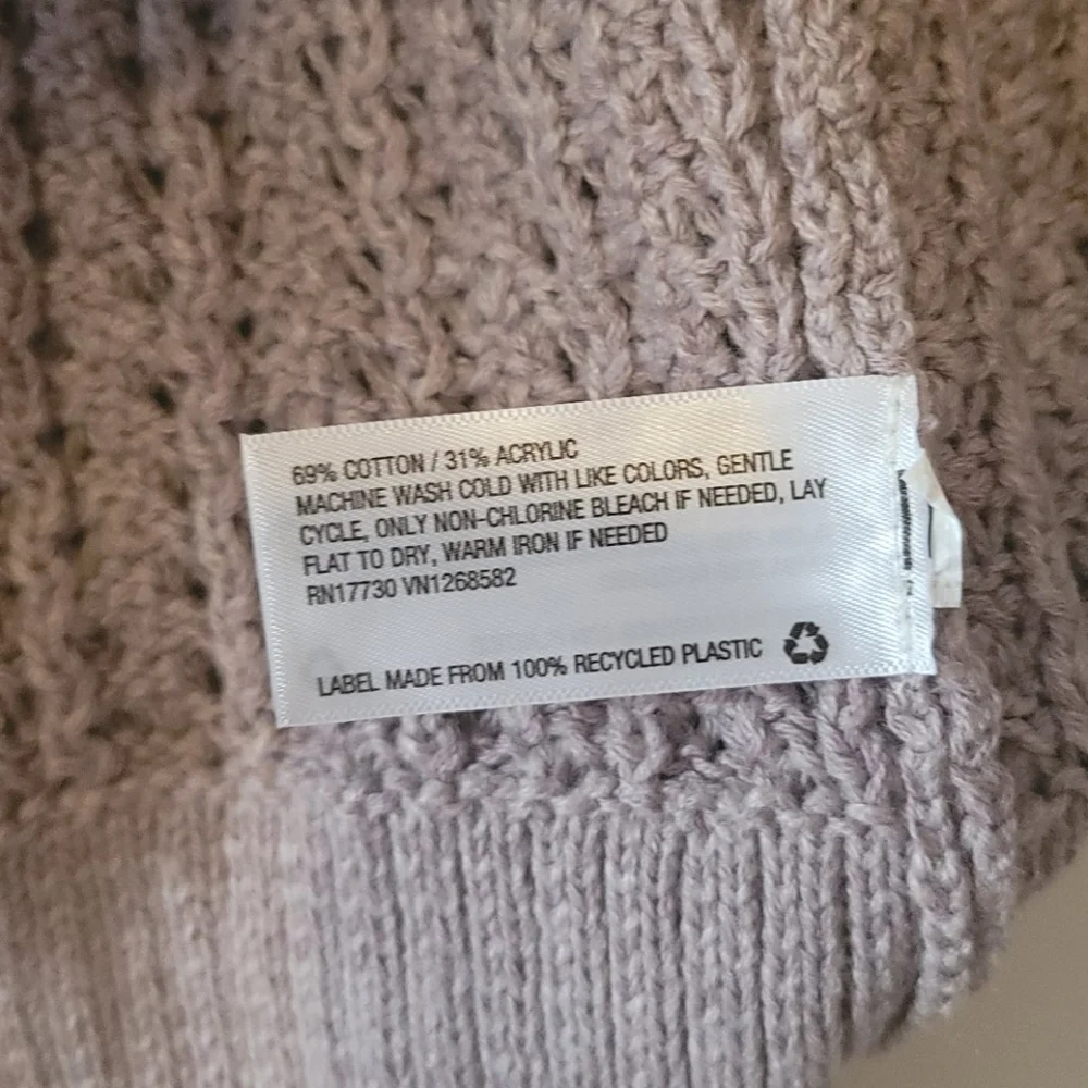 Sweater - Picture 2 of 7